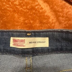 Signature by Levi Strauss Women’s Blue Jeans